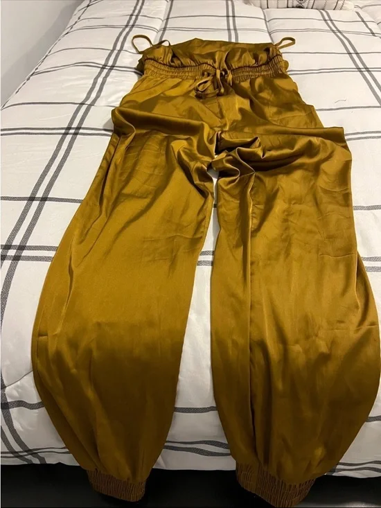 Forever 21 Satin Paperbag Jogger Jumpsuit - Mustard Gold - Picture 5 of 5
